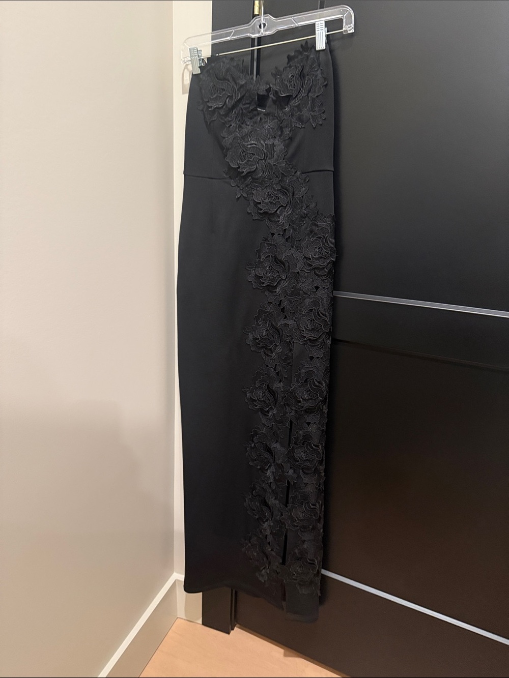 Elegant Black Floral-Appliqué Evening Dress